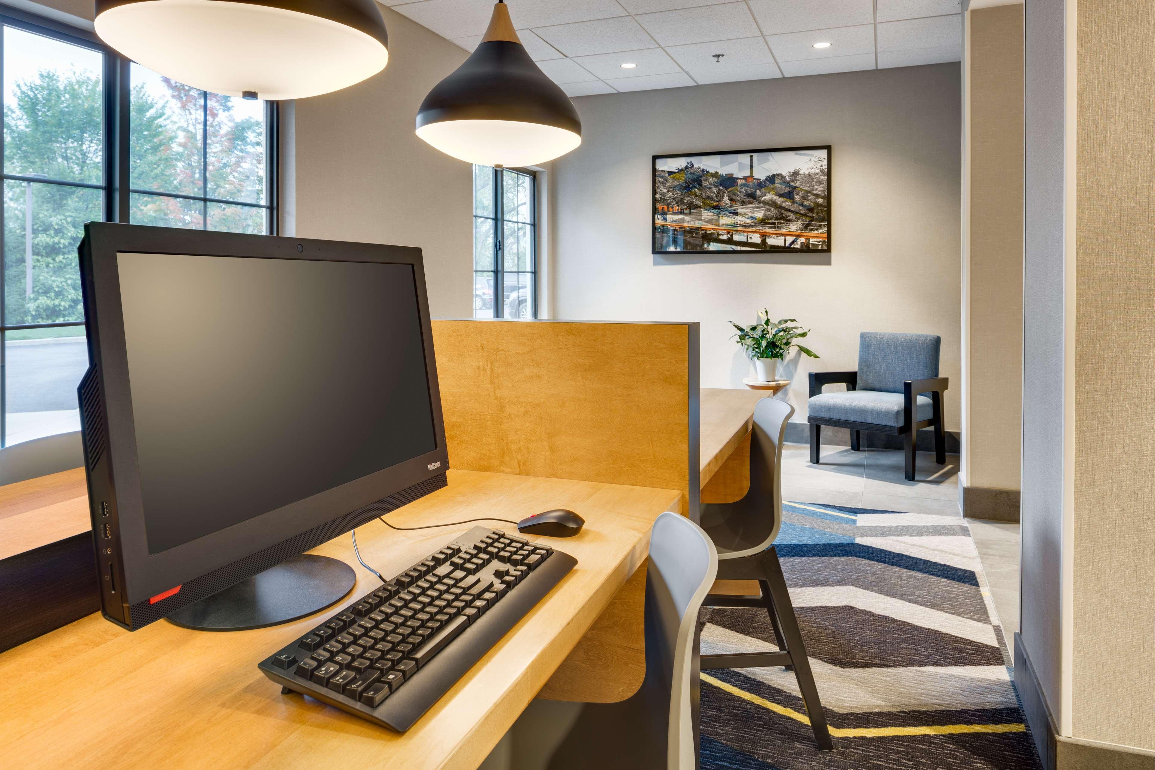 Hyatt House Boston Waltham Ξενοδοχείο Εξωτερικό φωτογραφία